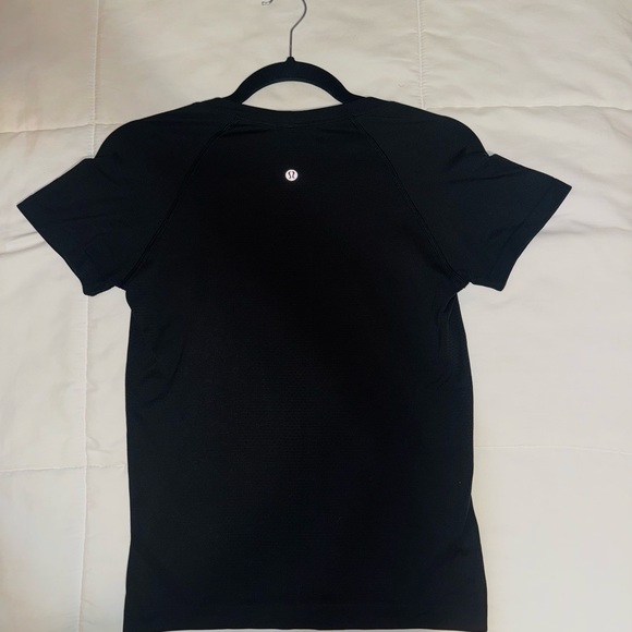 Swiftly Tech Short-Sleeve Shirt 2.0 – Waist Length - Picture 4 of 4